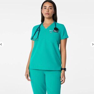 NEW Lagoon Catarina Scrub Top